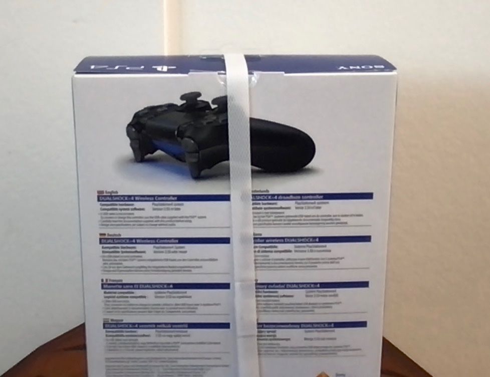 Sony Controller: Manette-Controller Sony Ps4 Dual Shock – Nuovo e nell'imballaggio originale da CHENE-BOUGERIES venduto da homeswisshome 1