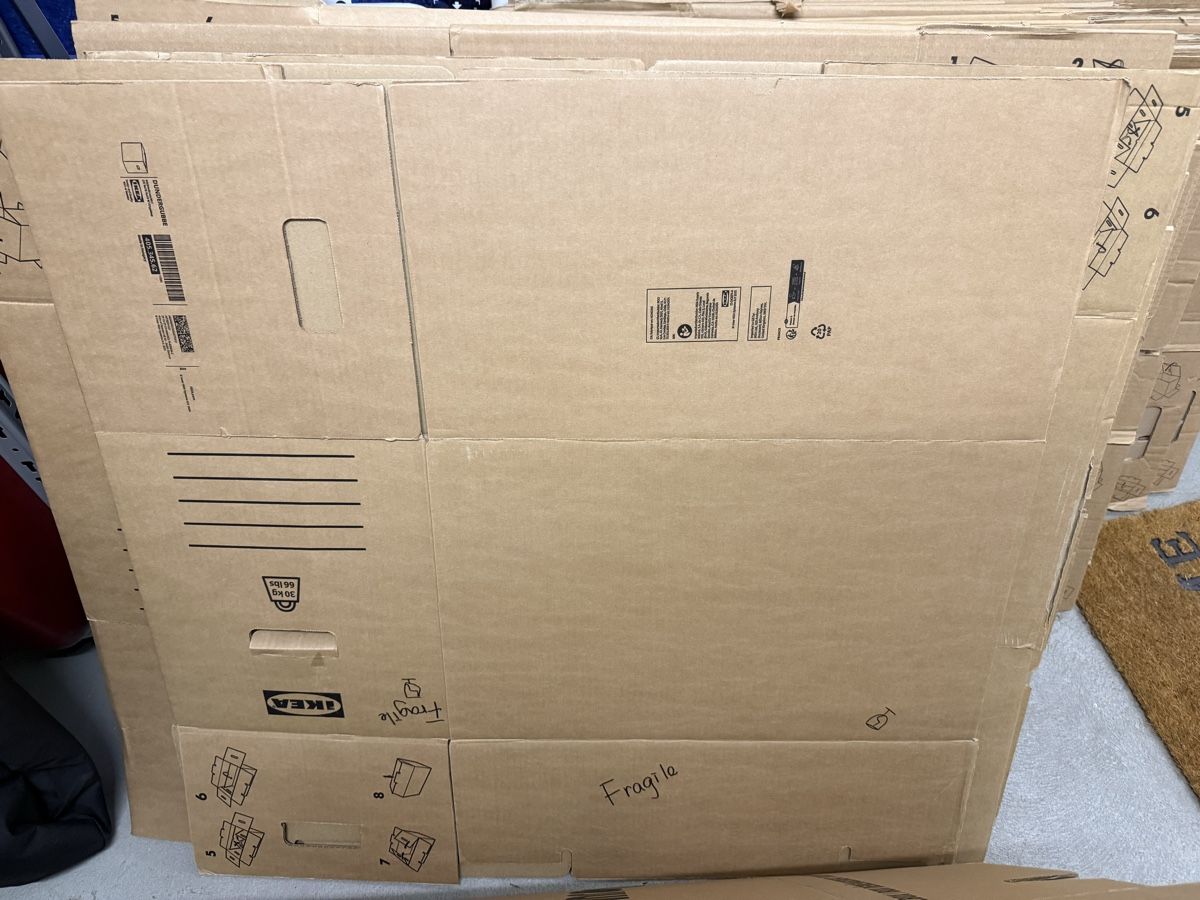 Kartons: Around 60 Moving Boxes – Gebraucht aus Zürich von jannissss 1