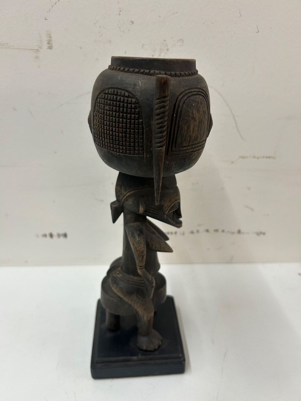 Figuren: antike afrikanische Holz-Figur Luba Kultur alter unbekannt – Gebraucht aus Zürich von Levelart 6