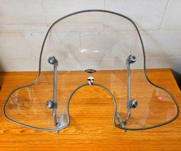 Vespa Tutti i ricambio per moto: Vespa - PIAGGIO - Windschild – Usato da Schaffhausen venduto da gamejoker02 1