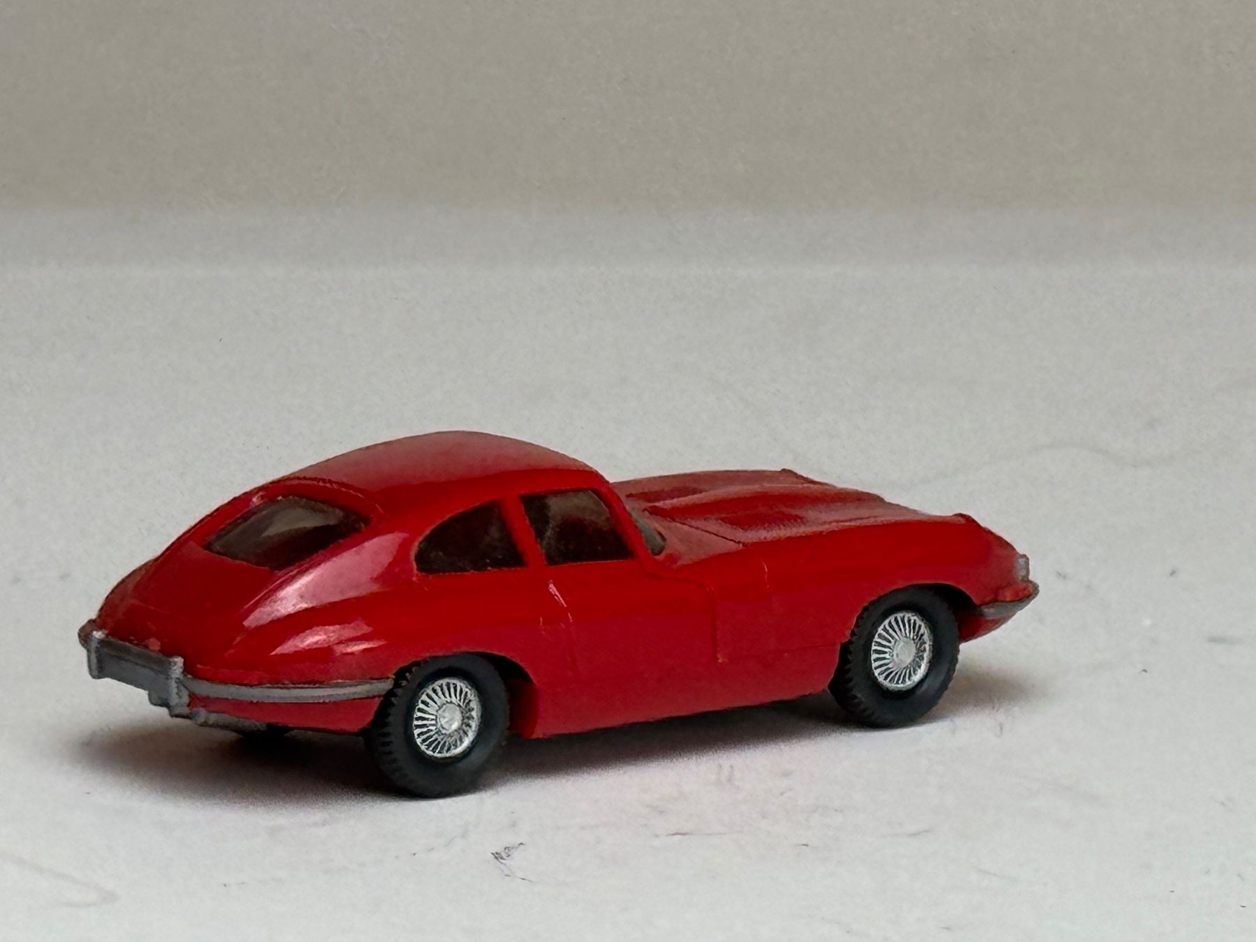 Wiking Modellini d'auto: SG- Wiking Jaguar Typ E rot – Usato da Elm venduto da Wikmtz 1