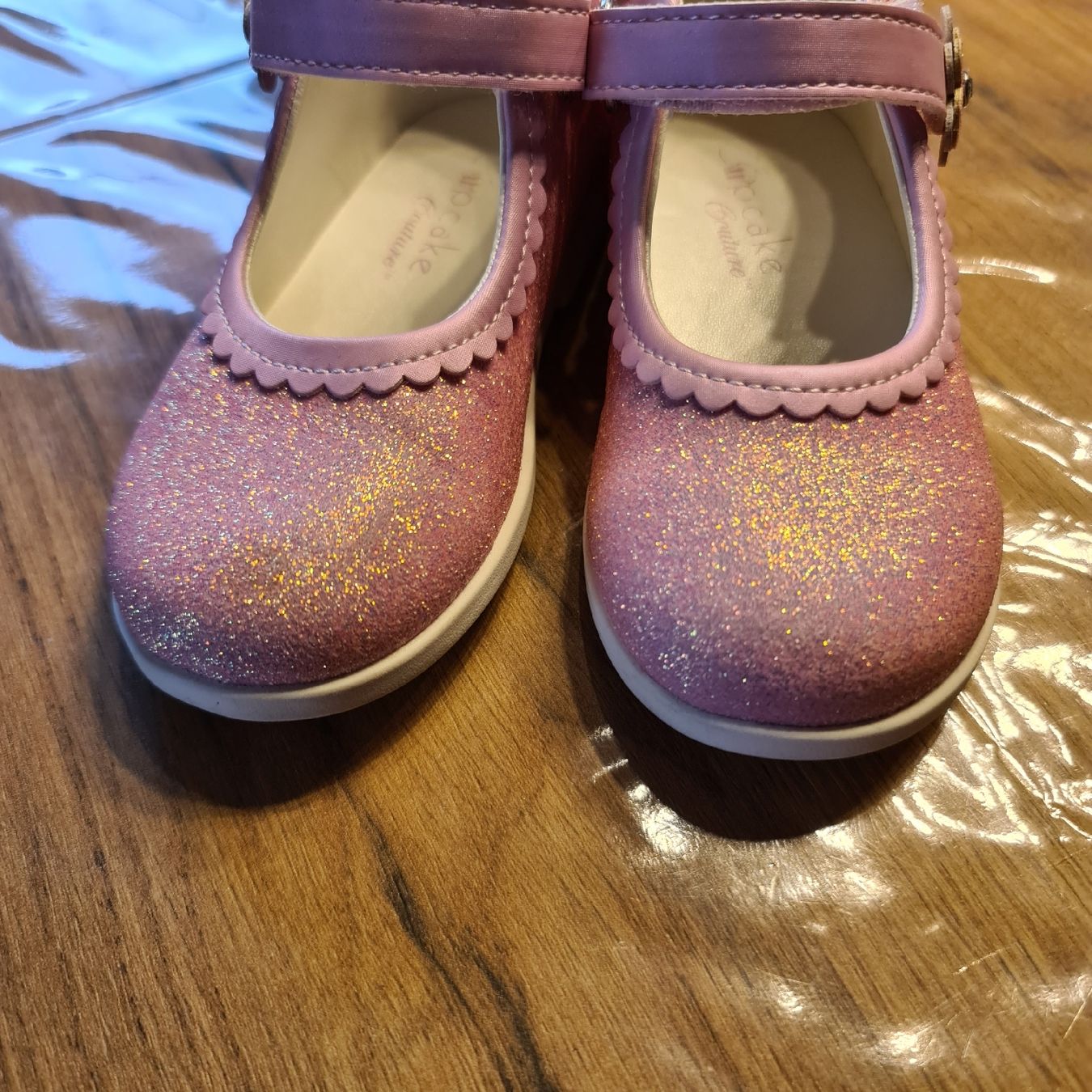 Scarpe per ragazze: Süsse Mädchen Glitzer-Schühchen Gr. 23 Cupcake – Nuovo (secondo la descrizione) da Schöftland venduto da msa_w96x 1