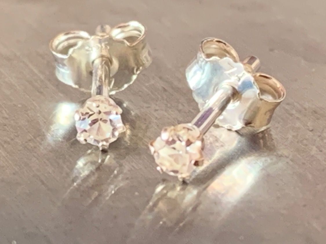 Ohrringe & -stecker: Silber-ohrstecker weiss (6kant) – Gebraucht aus Dittingen von Bijoubelle 3