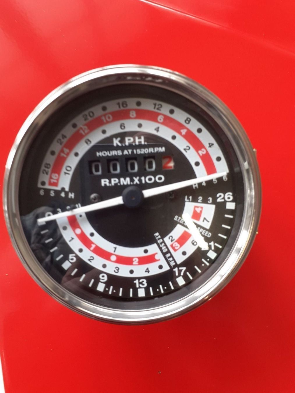 Massey Ferguson Trattori: MF-Traktormeter – Nuovo e nell'imballaggio originale da Rothenthurm venduto da mf-schuler