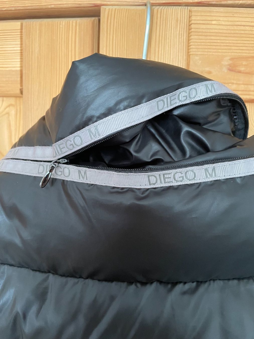 Jacken: Daunenjacke mit Stulpen – Gebraucht aus Rümlang von Boehneli7 4
