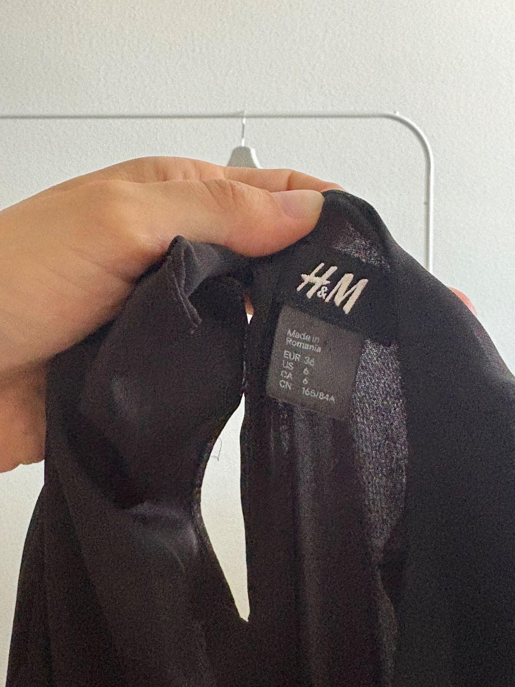 H&M Kleider: romantisches schwarzes Kleid – Gebraucht aus Zürich von bbbggg 2