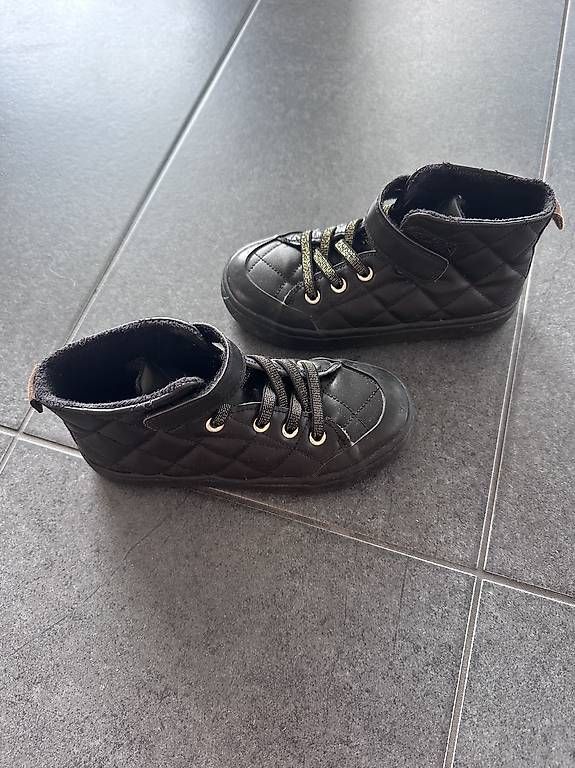 Scarpe per ragazzi: Kinderschuh Gr. 29 – Usato da Ottenbach venduto da chrisstader 1