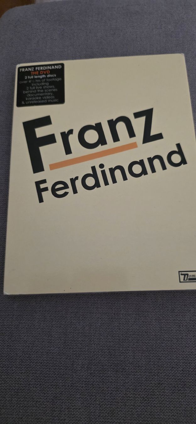 Tutti i DVDs: Franz Ferdinand - The DVD - 1 seul disque – Usato da Yvonand venduto da RF-VINYL