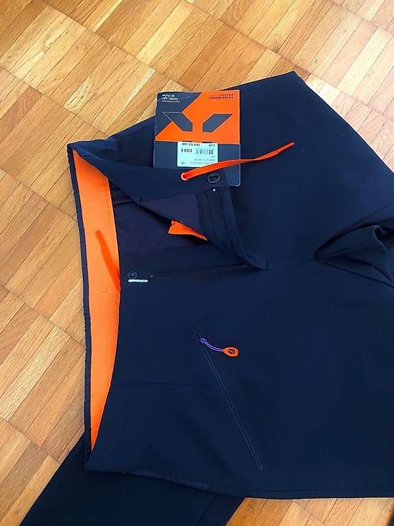 Mammut Pantaloni: Mammut Eisfeld Light Softshell Wanderhose gr 48 – Nuovo (secondo la descrizione) da Zürich venduto da Altruisti 6