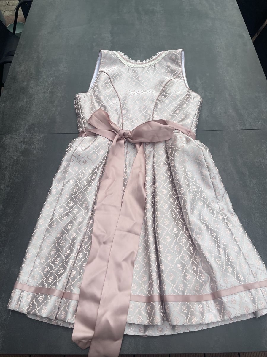Krüger Vestiti: Dirndl Krüger Grösse 38 rosa mit Spitzenbluse – Nuovo (secondo la descrizione) da Roggwil BE venduto da 7lara7 4