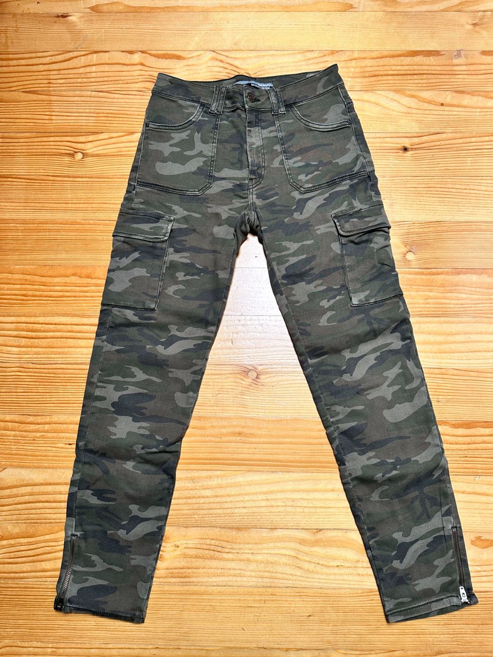 Mavi Jeans: Mavi Jeans Cargo Grösse 28/29 – Gebraucht aus Gümmenen von FelizitasHermann