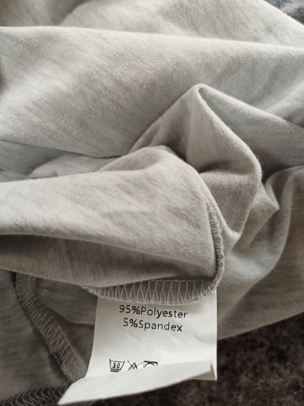 Maglioni & Felpe: Leichtes Sweatshirt XL – Usato da Bätterkinden venduto da Elefantenzoo 2