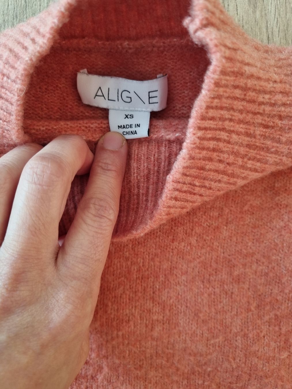 Maglioni & Felpe: sweater XS – Usato da Le Locle venduto da vri_c59x 4