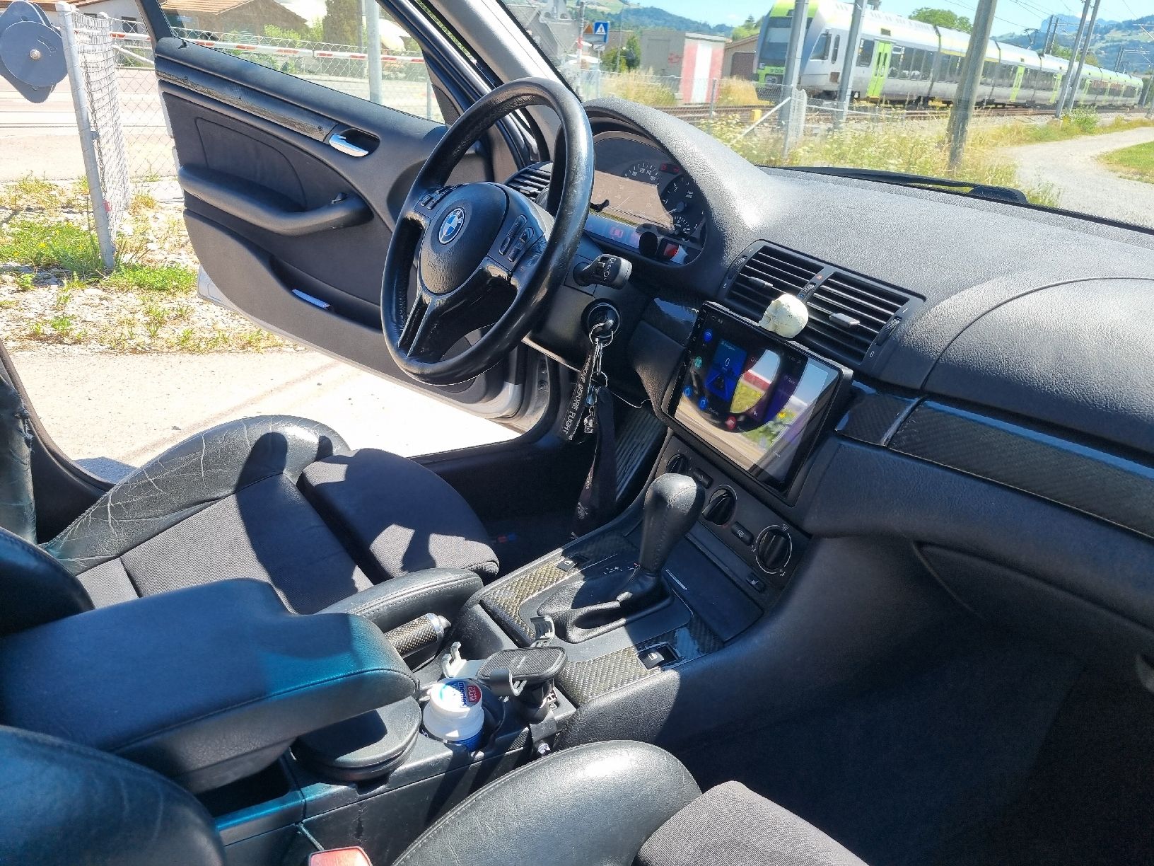 BMW Autos: BMW 325i E46 touring – D'occasion à Heimberg par Blitzli3 2