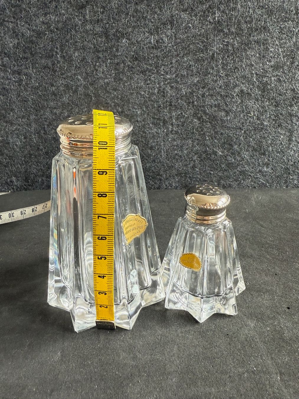 Set di piatti: Service - salière - sucrier / parmesan – Usato da Sion venduto da accroshoes 7