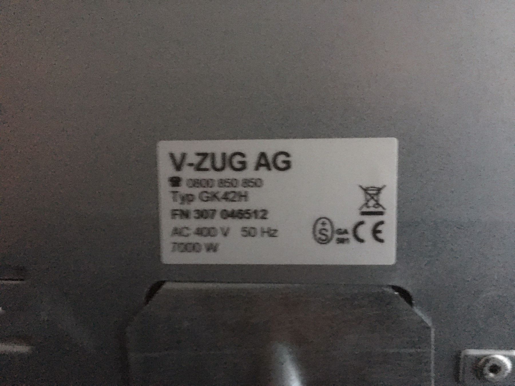 V-Zug Cucine: ZUG Glas Keramik – Usato da Nürensdorf venduto da GR5050 1