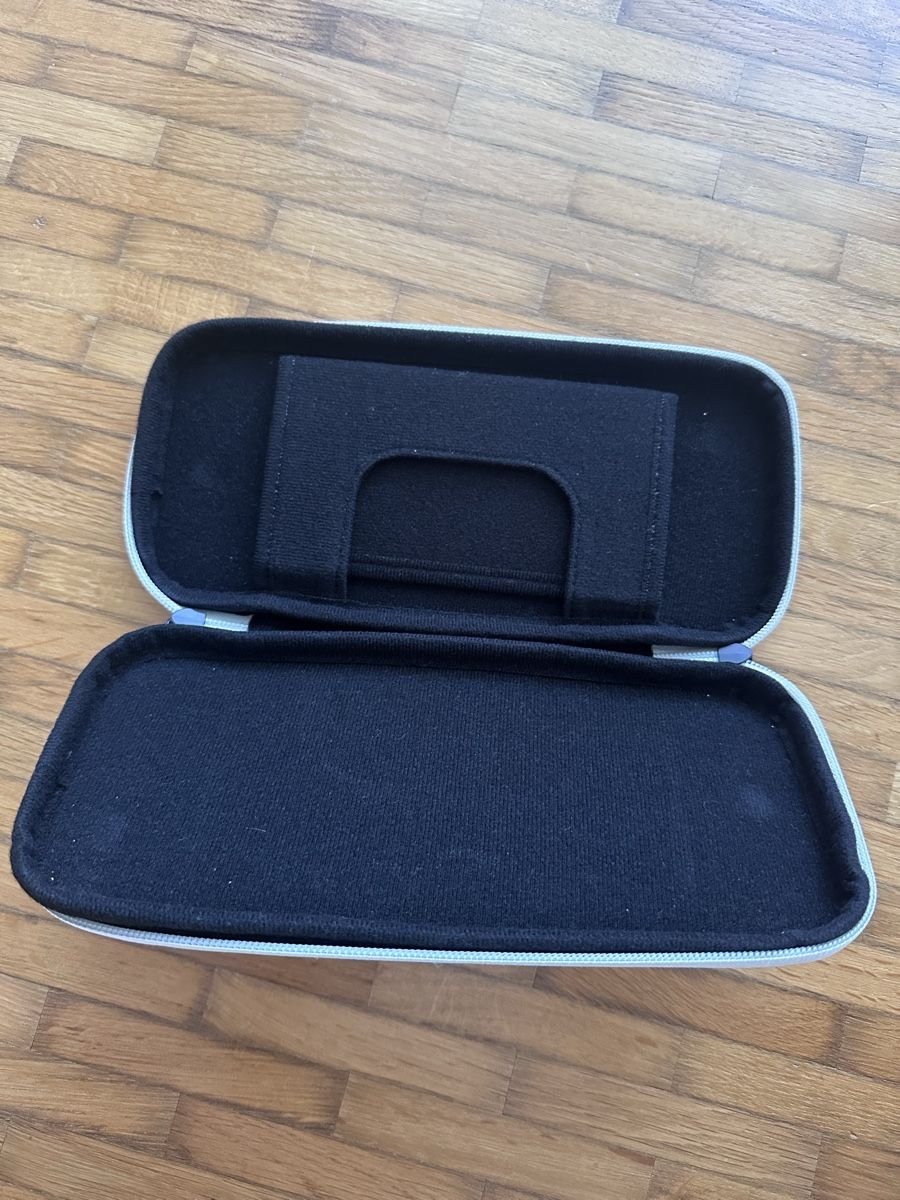 Nintendo Console: Nintendo Switch OLED (Weiss) Inkl. Tasche – Usato da Jona venduto da Lulu3105 5