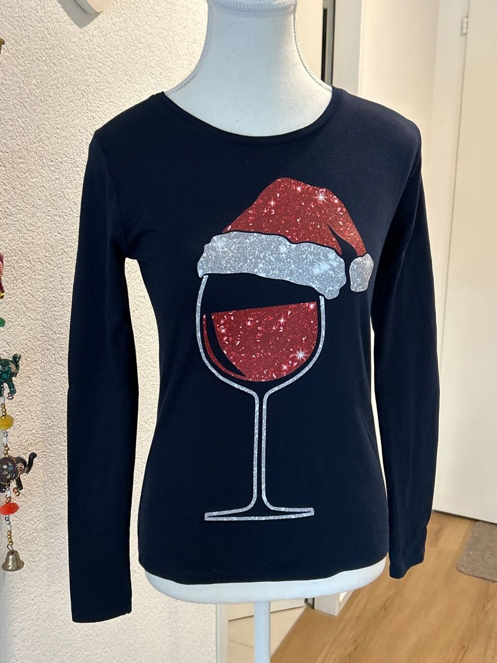 Pullover & Sweatshirts: Weihnachtspullover Damen dunkelblau von B&C Collection Gr.XS – Gebraucht aus Brunnen von Nala2929 3