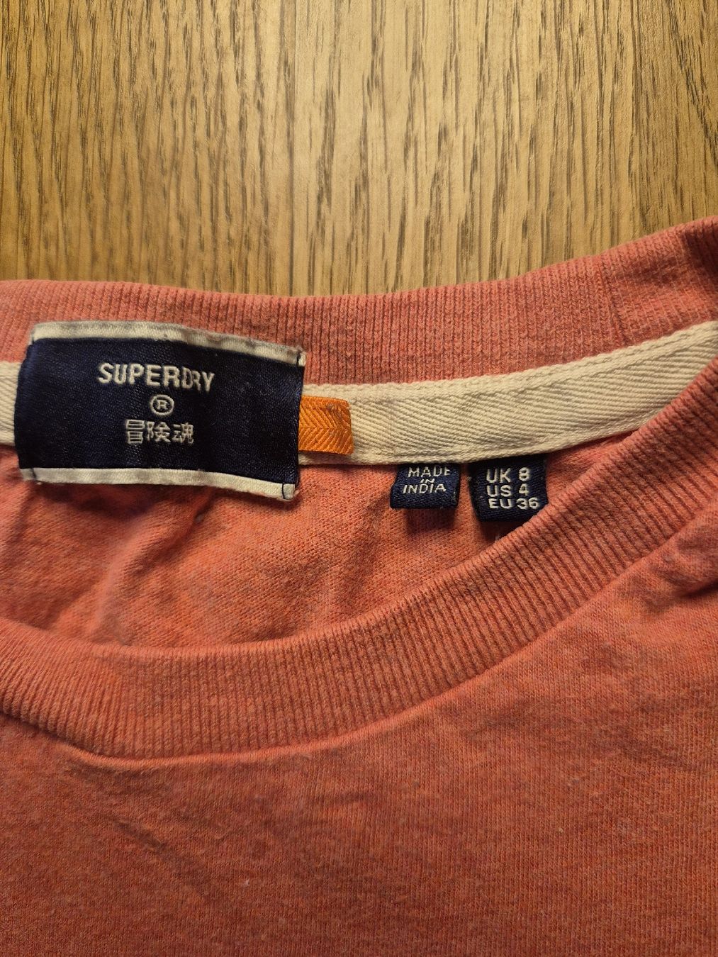 Superdry T-shirt: SuperDry TShirt Gr.36 – Usato da Valens venduto da Limaj 2