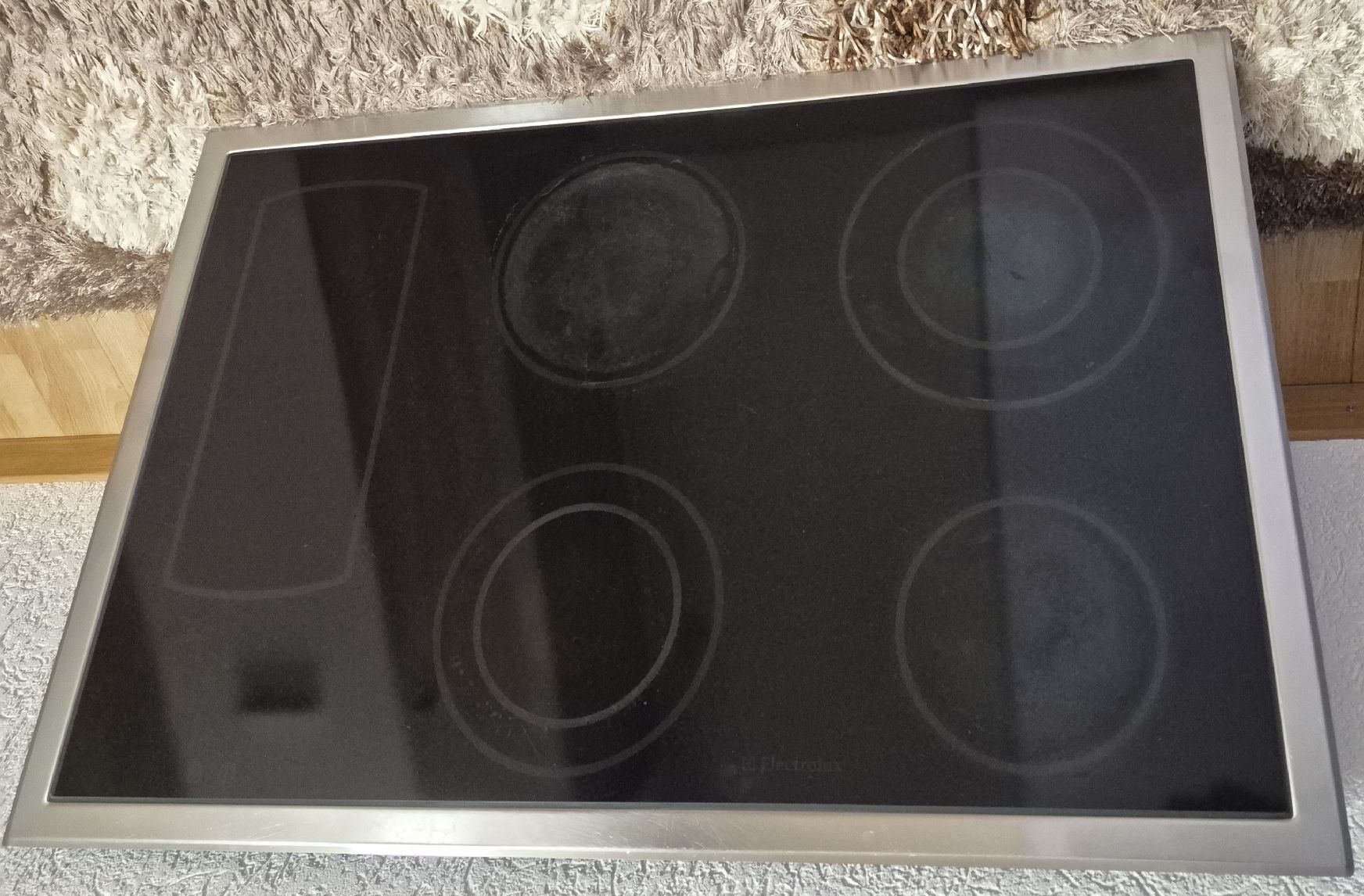 Electrolux Cucine: Elektrolux Glass Herdplatte – Usato da Rothrist venduto da KKC19 1