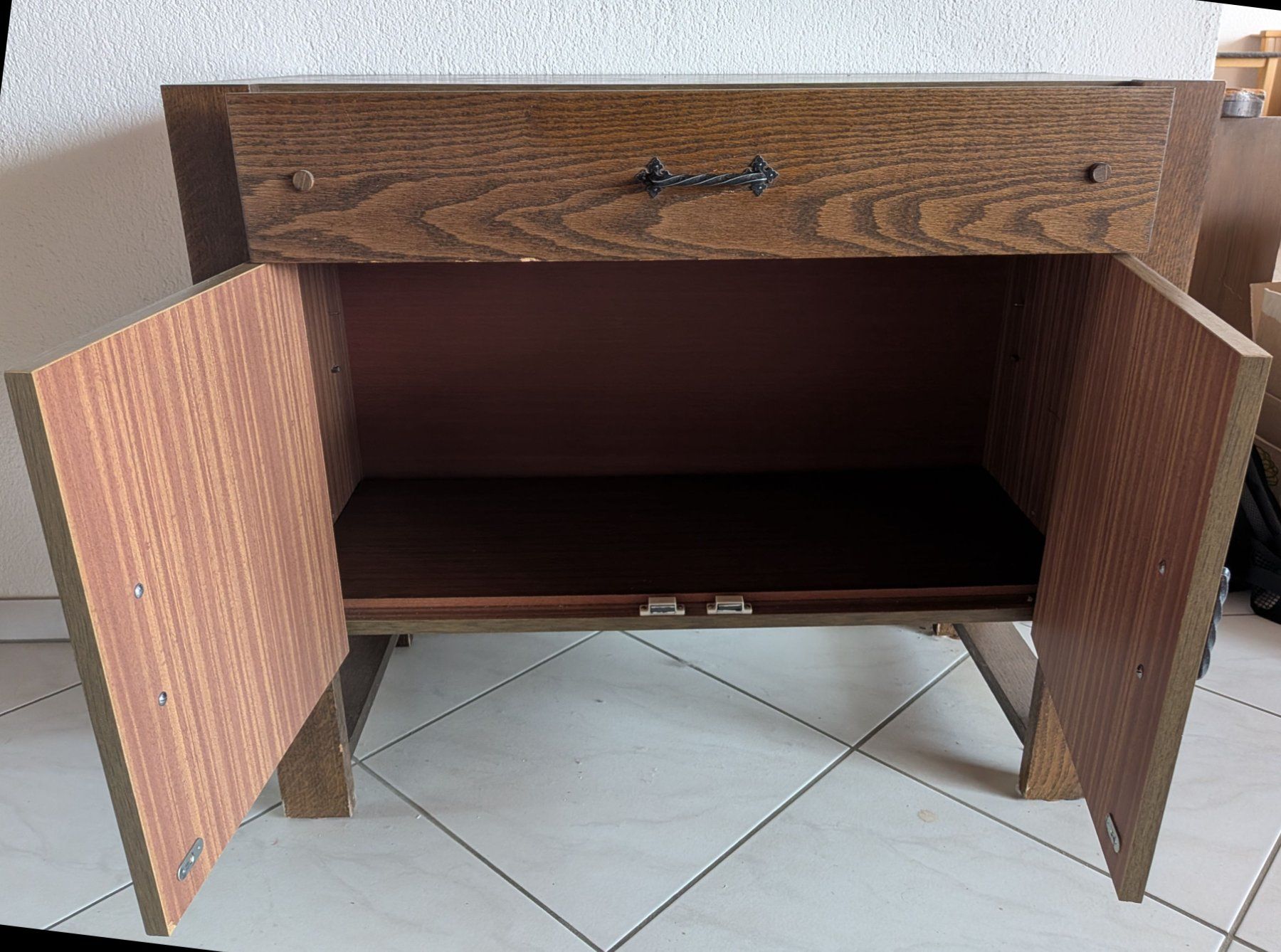 Commodes: Kommode , Eiche dunkel gebleicht – D'occasion à Illnau par Flomi75 1