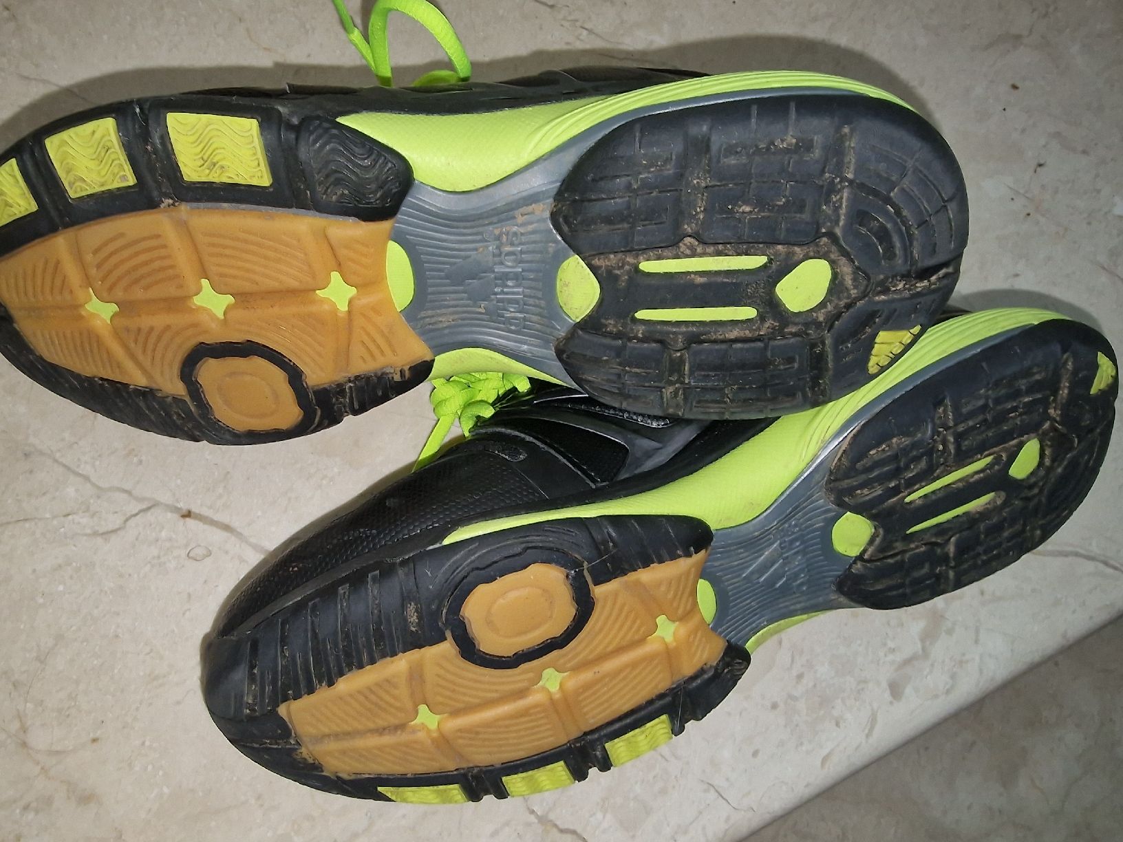 Adidas Scarpe da uomo: Adidas sportschuhe – Usato da Wildberg venduto da mantas07 1