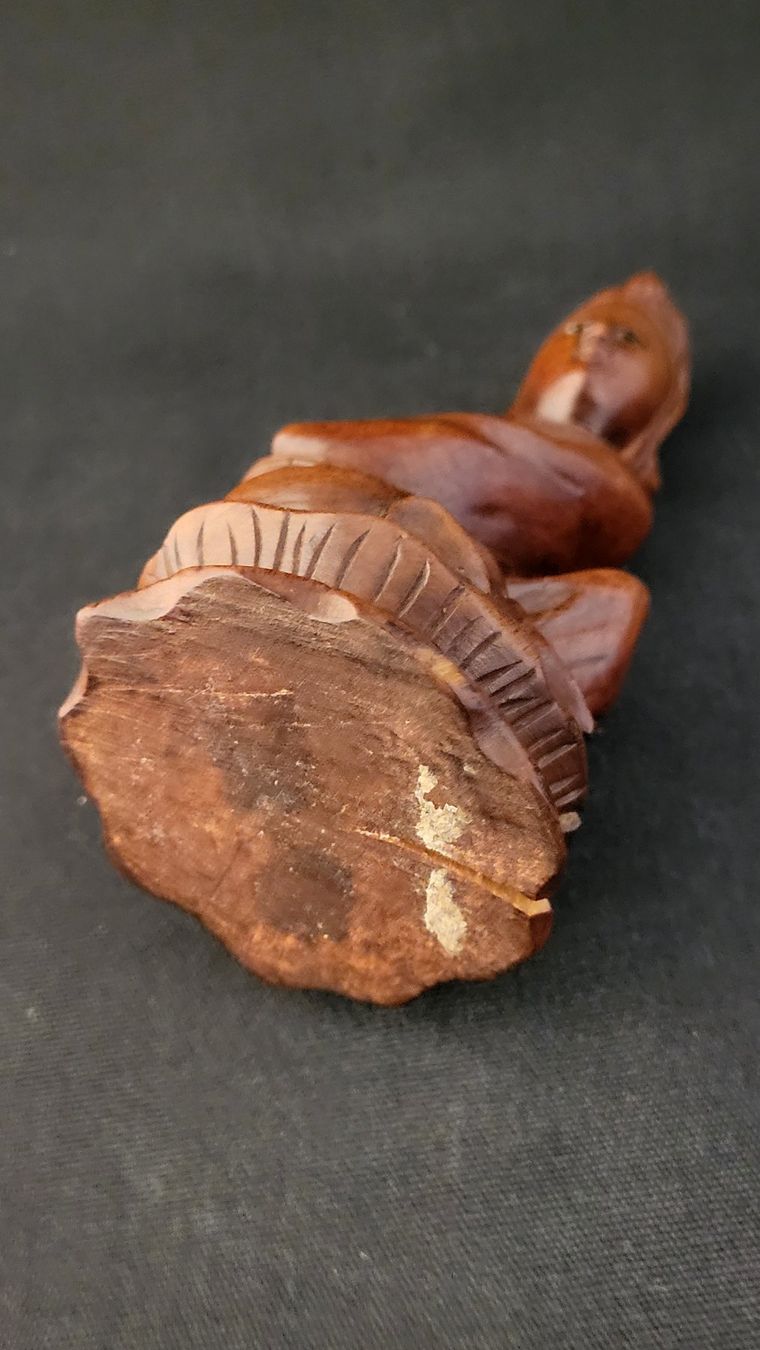 Figuren: Holzfigur handgeschnitzt, Asien – Gebraucht aus Basel von spinne02 7