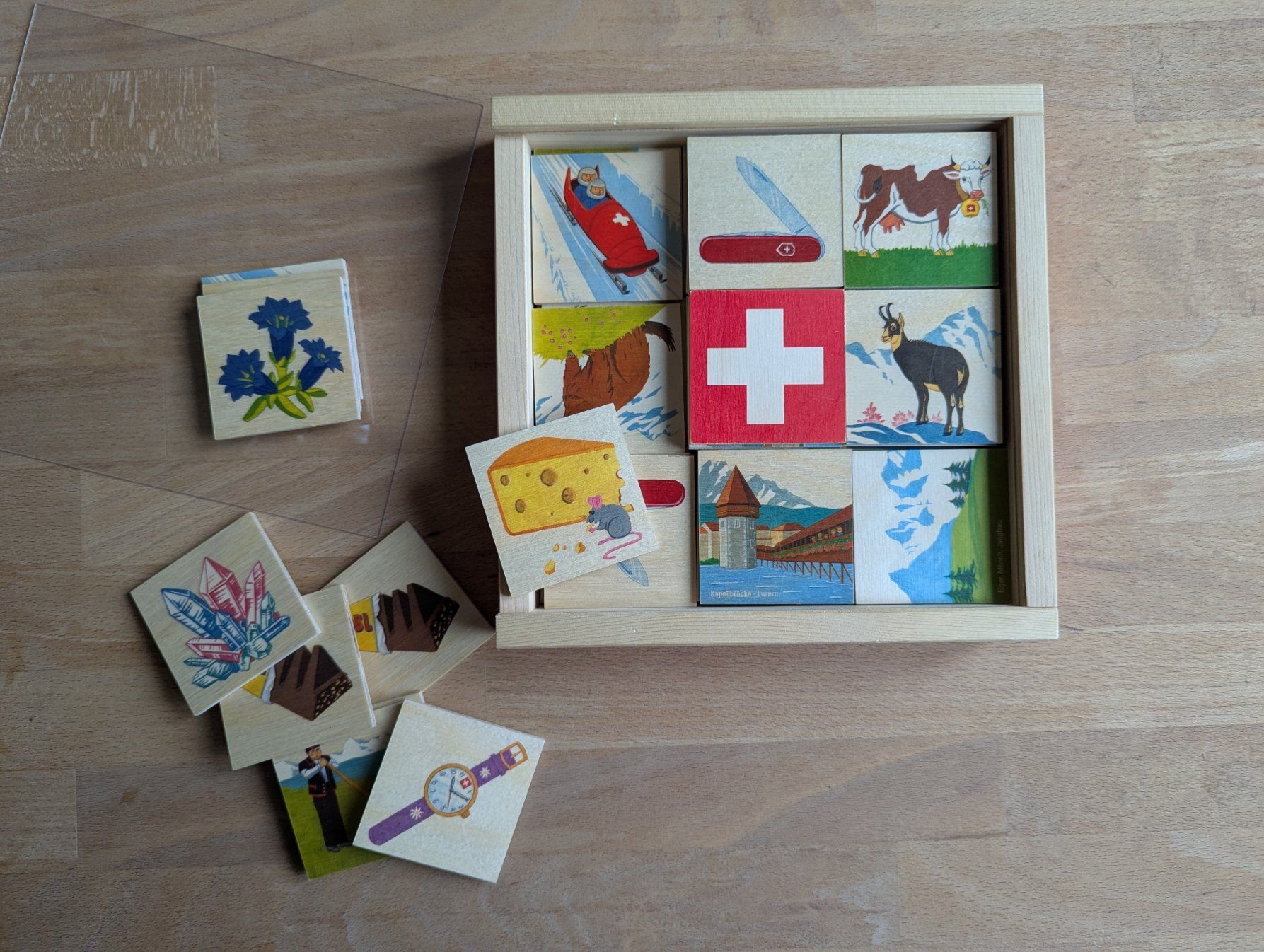 Giochi: Wunderschönes Schweizer Holz Memory von Atelier Fischer – Usato da Basel venduto da Shaby0 1