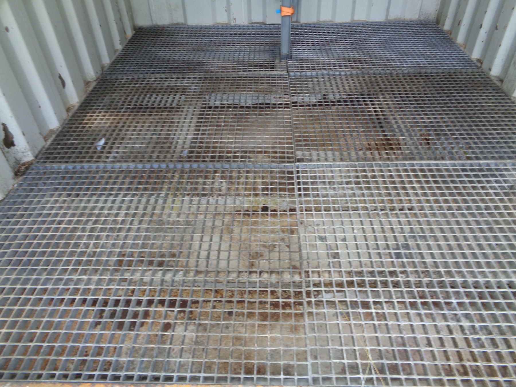 Contenitori edile: Gefahrengut-Container 10' – Usato da Alpnach Dorf venduto da vieuxhenri 3