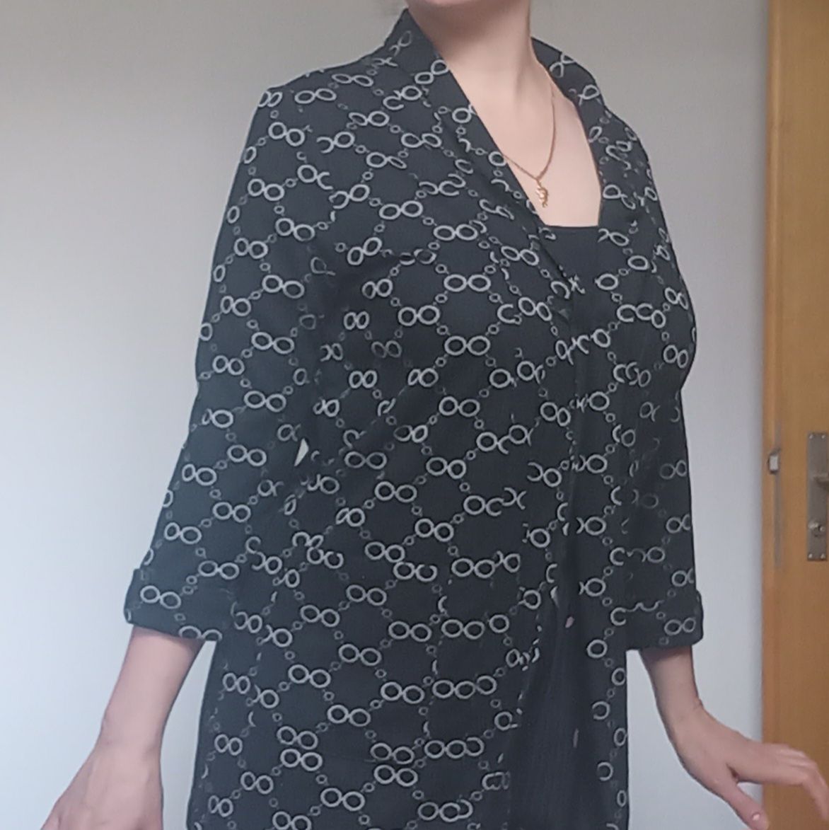 Giacche: Damen Blazer Schwarz mit Muster – Usato da Bern venduto da koh_tb86 1