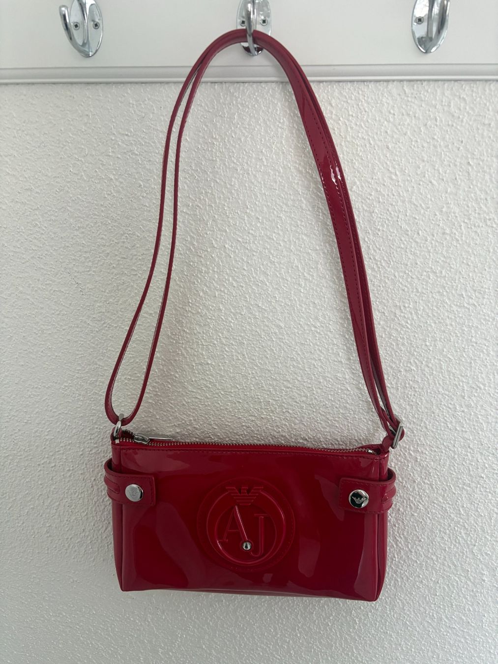 Armani Borse da donna: Schultertasche von Armani Jeans – Usato da Sursee venduto da ric_fzx7