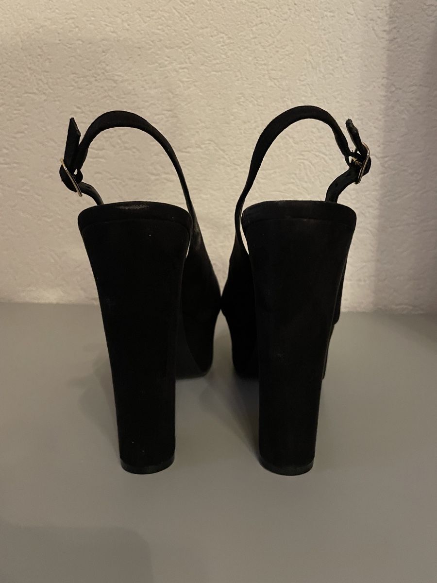 Scarpe da donna: Talons hauts noirs Primadonna Collection T38 – Nuovo (secondo la descrizione) da Vuadens venduto da Nina11 3