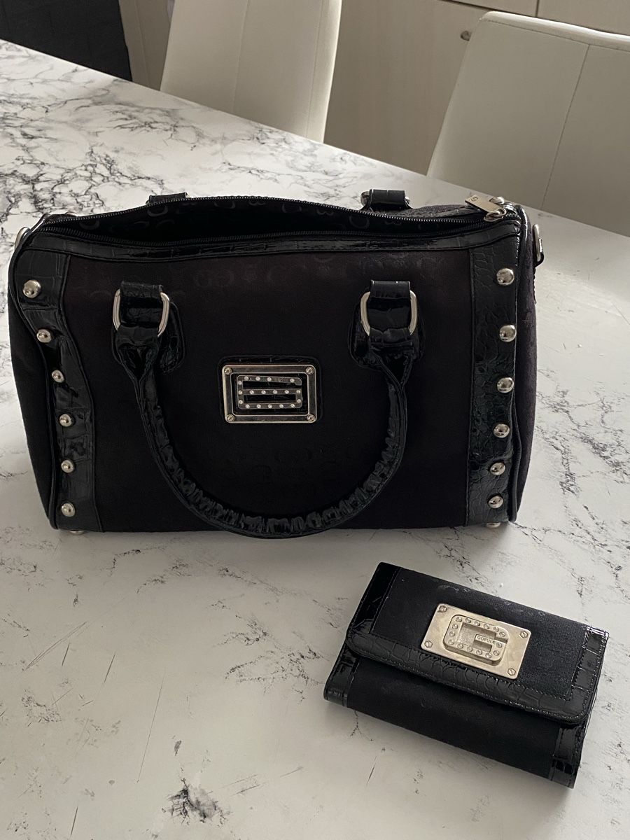 Borse da donna: Schwarzes Handtaschen-Set neu – Nuovo (secondo la descrizione) da Gossau ZH venduto da Lavinia07