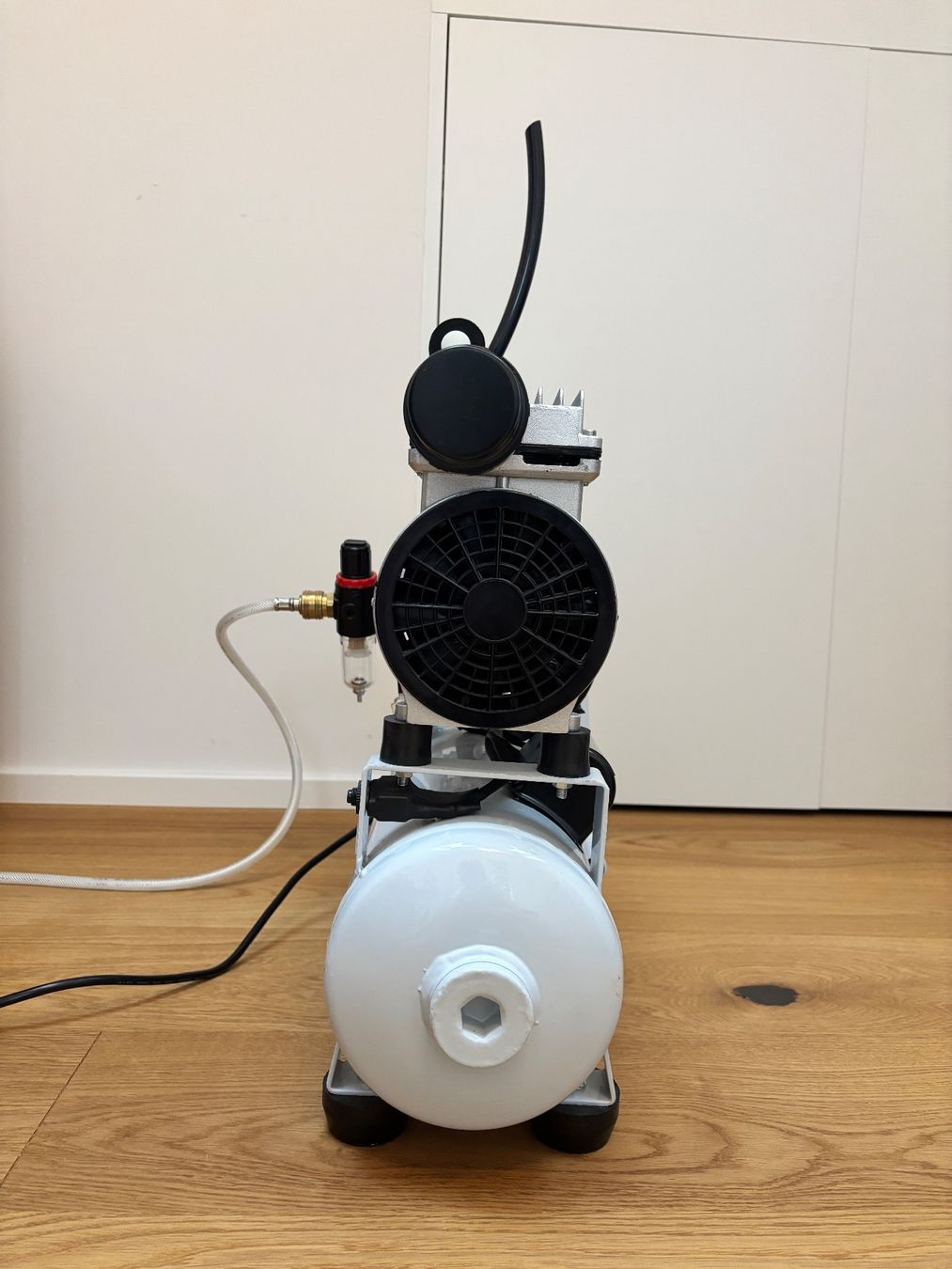 Kompressoren: Implotex Flüsterkompressor – Gebraucht aus Lufingen von Flobl 2