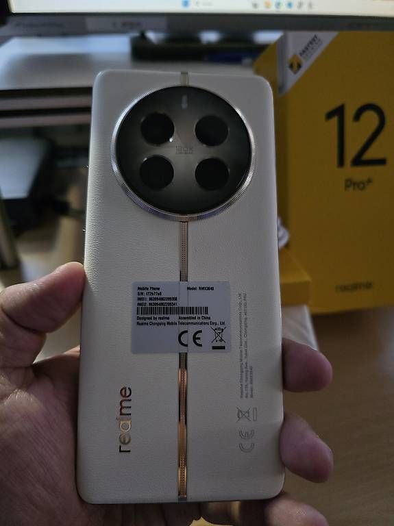 Telefoni cellulari / Smartphones: realme 12 Pro Plus 512GB, NAGELNEUUU! – Usato da Rebstein venduto da zor_rc7w