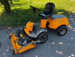 Rasentraktor Stiga PARK Compact 16 4x4 mit Zubehör
