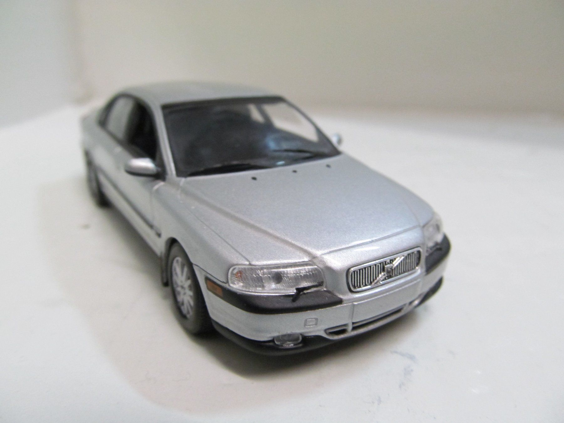 Volvo Modellini d'auto: VOLVO S80 1998  1:43  MINI CHAMP – Nuovo (secondo la descrizione) da Grueningen venduto da malamut56