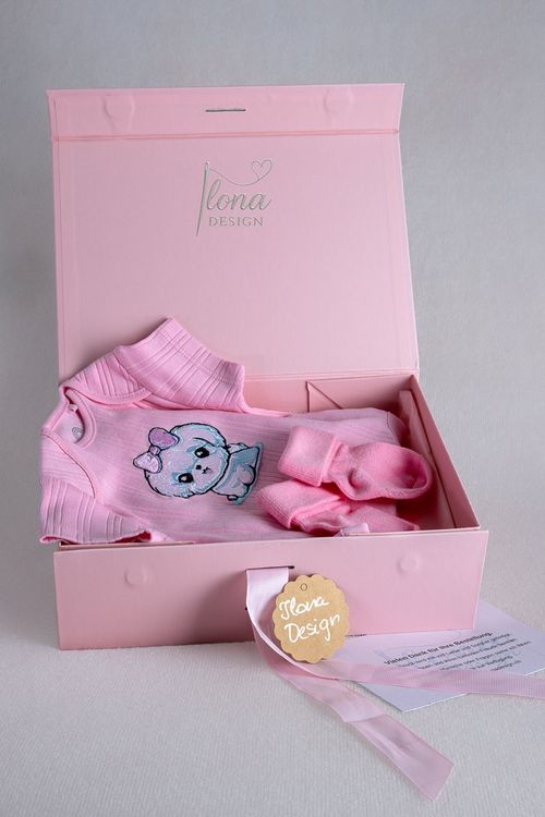 Ilona Design – Premium Baby Geschenkbox (Mädchen, Rosa) Wund (Neu und ...