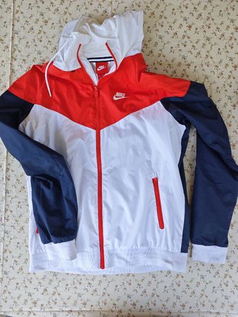 Nike Windrunner Jacke Grösse M guter Zustand