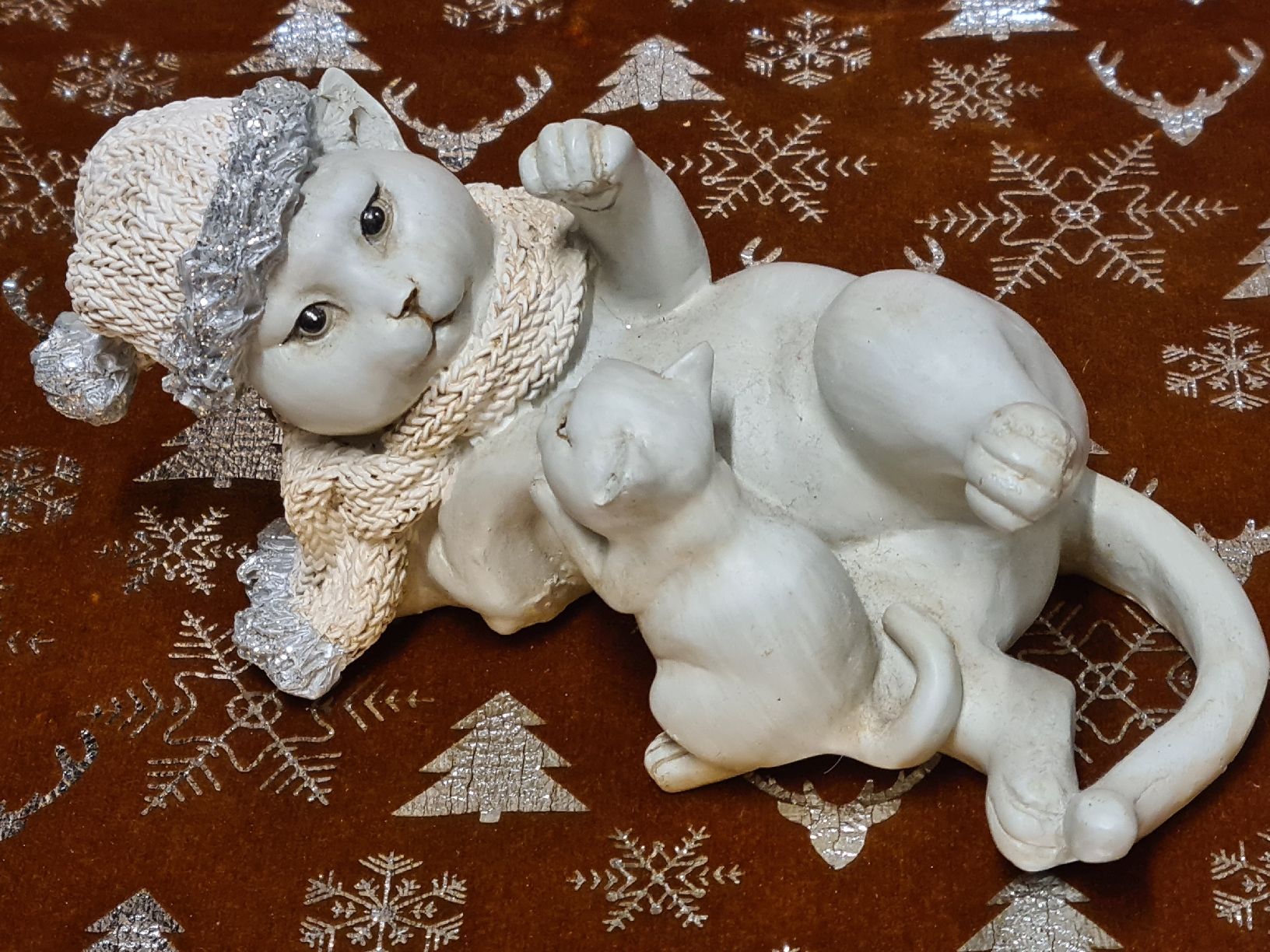 Statuette: Weihnachts Katzenfigur, 16x7 cm – Usato da Amriswil venduto da kleindeko