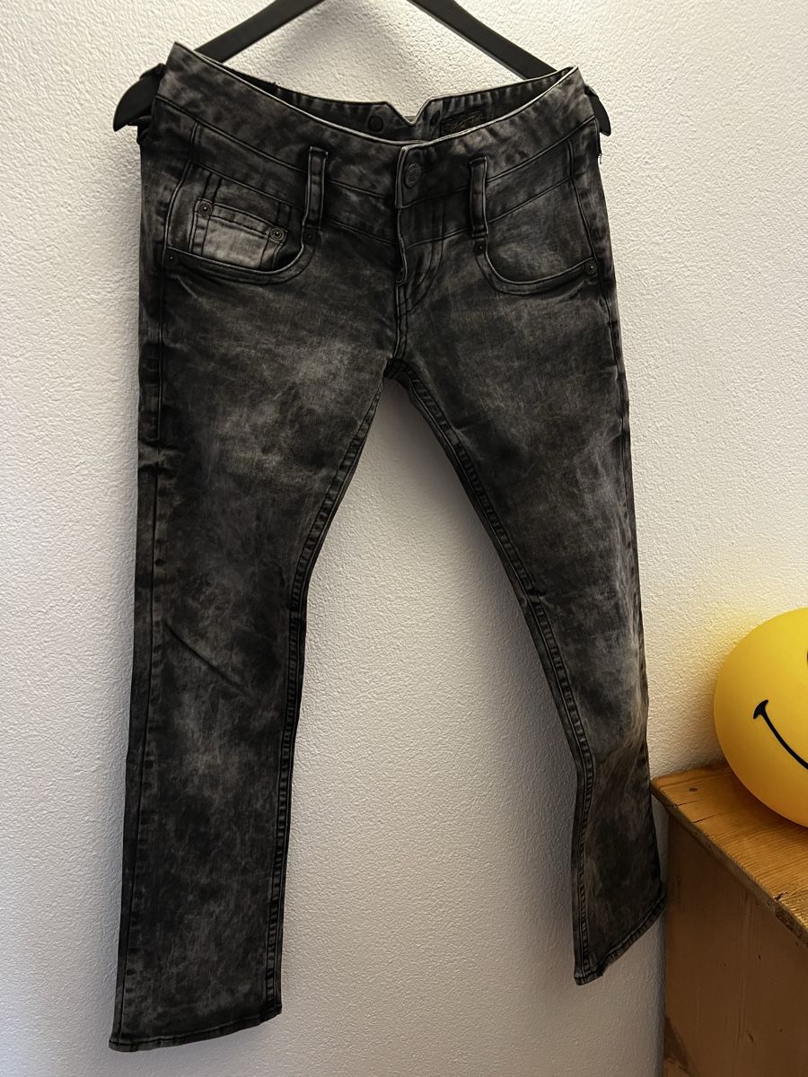Herrlicher Jeans: Herrlicher Jeans – Nuovo (secondo la descrizione) da Kloten venduto da pae_wq5j