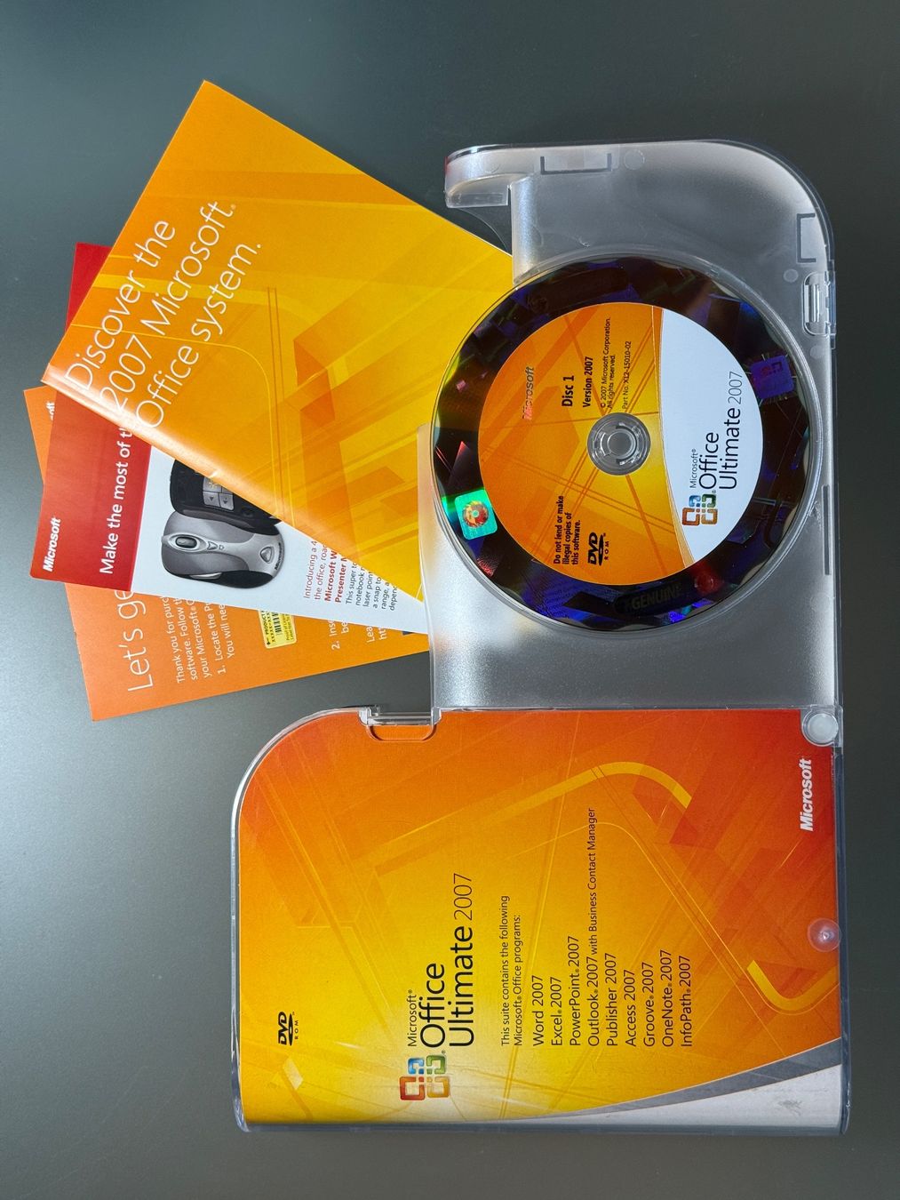 Microsoft Software: Microsoft Office Ultimate 2007 - boxed mit Product Key – Nuovo (secondo la descrizione) da Berg SG venduto da elcapitan02 2