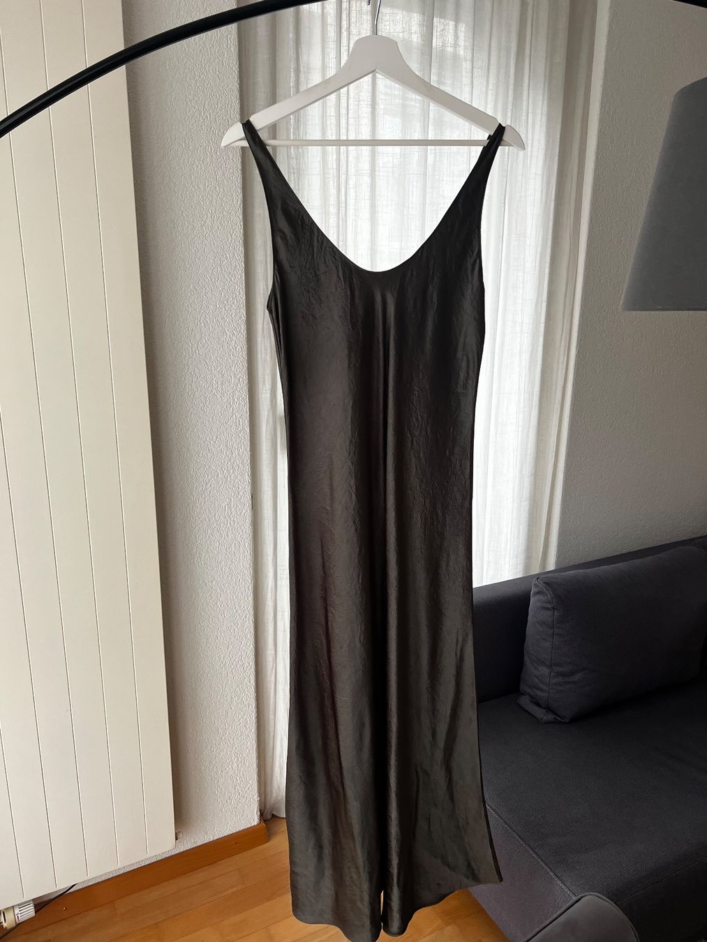 Massimo Dutti Vestiti: Massimo Dutti metallic dress – Nuovo (secondo la descrizione) da Adliswil venduto da nat_7q7l 2