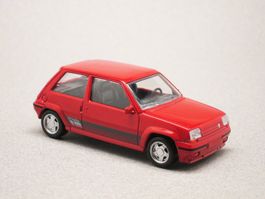 Renault 5 Supercinq GT Turbo Phase II 1987-1990 rot / Decor