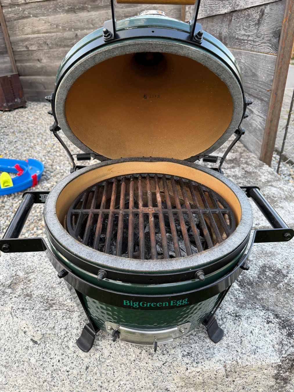 Big Green Egg Griglie: Big Green Egg Minimax – Usato da Rebstein venduto da fae_8xz5 3