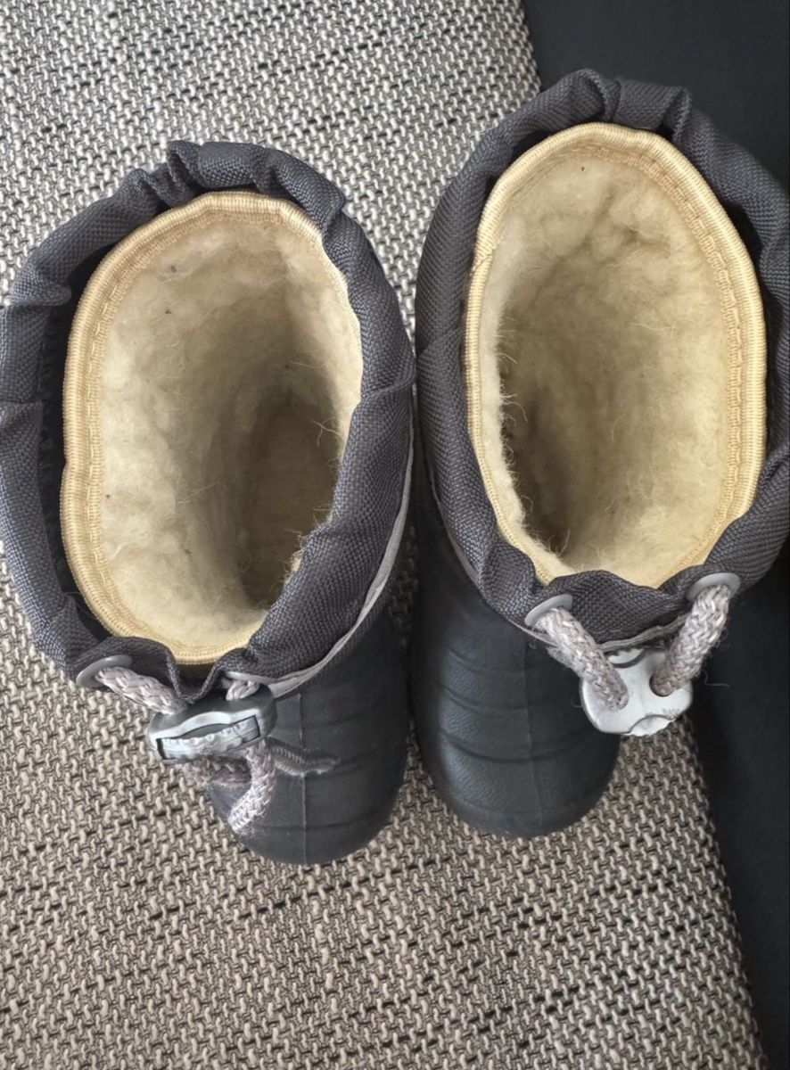 Scarpe da uomo: Kinder Regenstiefel Demar gr 24/25 – Usato da Aeschi b. Spiez venduto da dar_sjp8 5