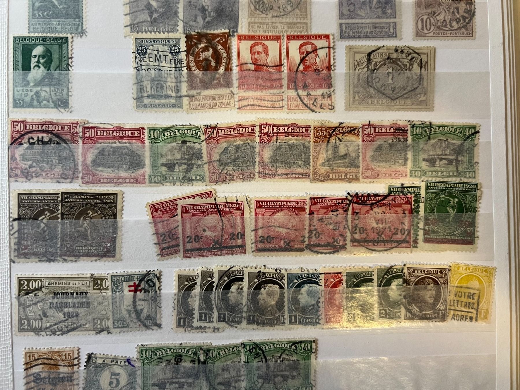 Tutti i francobolli: () 53 timbres Belgique anciens – Usato da Lausanne venduto da ffhoud 3