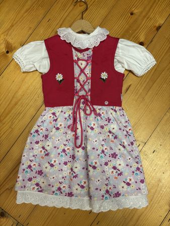 Dirndl Mädels, Grösse 98/104 