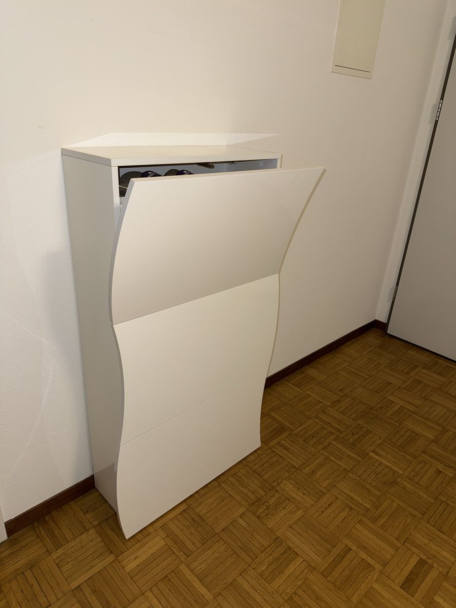 Schränke: Schuhschrank weiss – Gebraucht aus Zürich von Fatushee 1