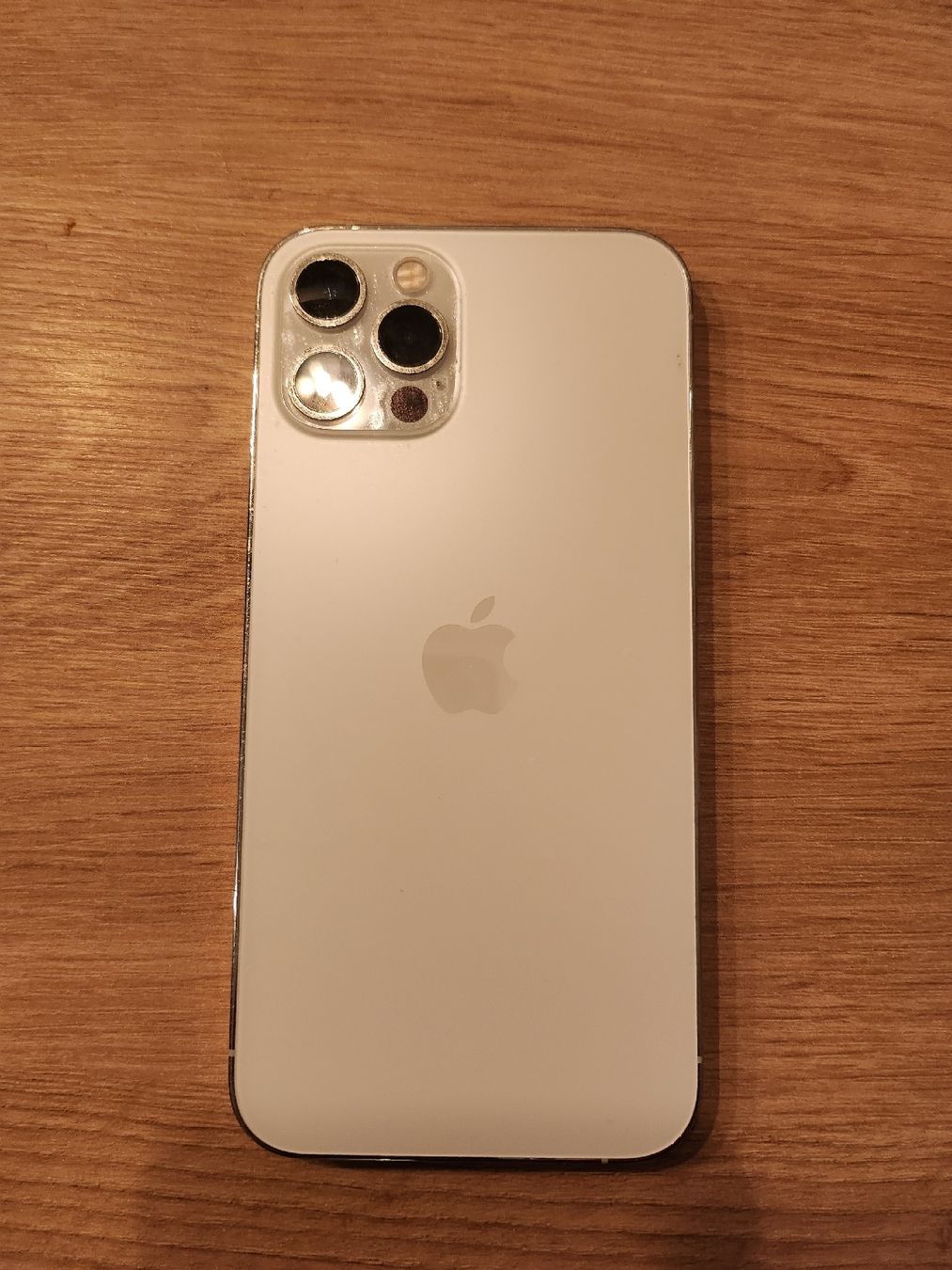 Apple Handys / Smartphones: Iphone 12 pro Silver 256 GB – Gebraucht aus Birsfelden von